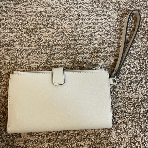 Michael Kors Double Zip Wristlet - Picture 2 of 6